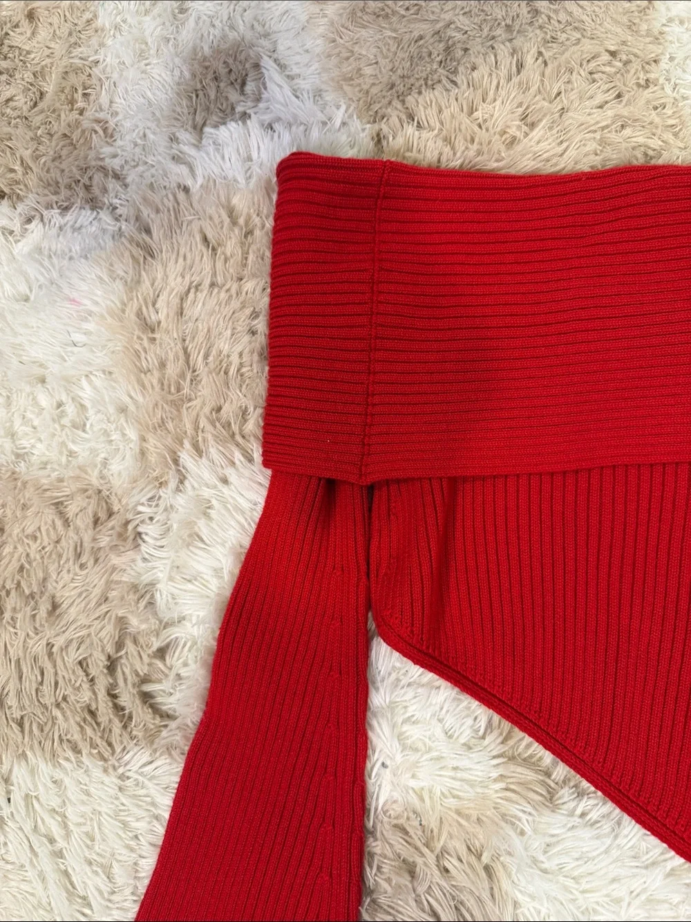 LOBA REVOLVE TAZ OFF THR SHOULDER SWEATER Small Loyal Red Ribbed Knit Scarf